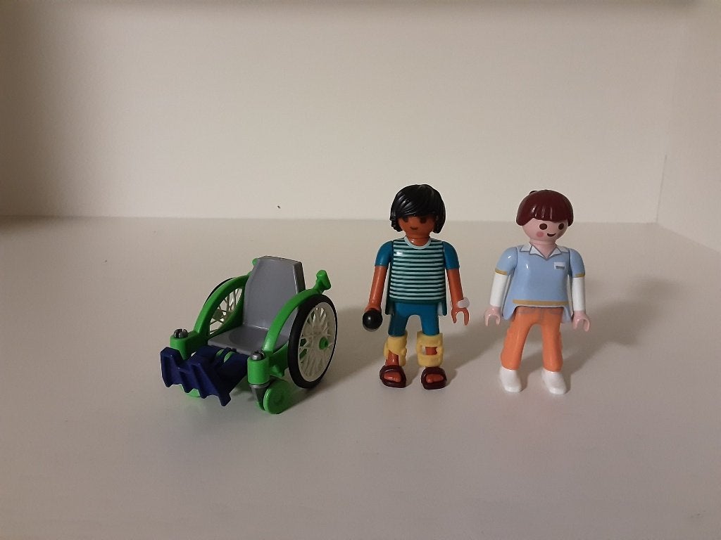 Patient Playmobil en fauteuil roulant avec infirmière, Enlèvement ou Envoi, Comme neuf, Kit complet, Figurines