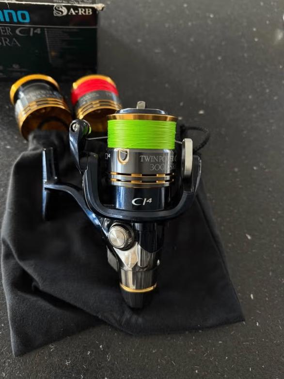 Shimano twin power ci4 3000sra molen, Watersport en Boten, Ophalen, Zo goed als nieuw, Molen