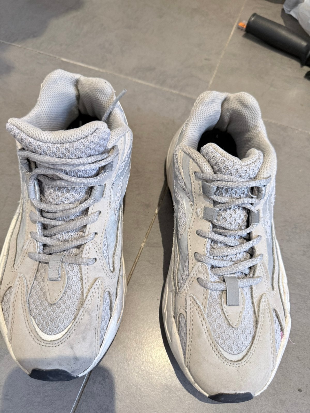 Adidas maat 41, Sport en Fitness, Loopsport en Atletiek, Ophalen, Zo goed als nieuw, Adidas