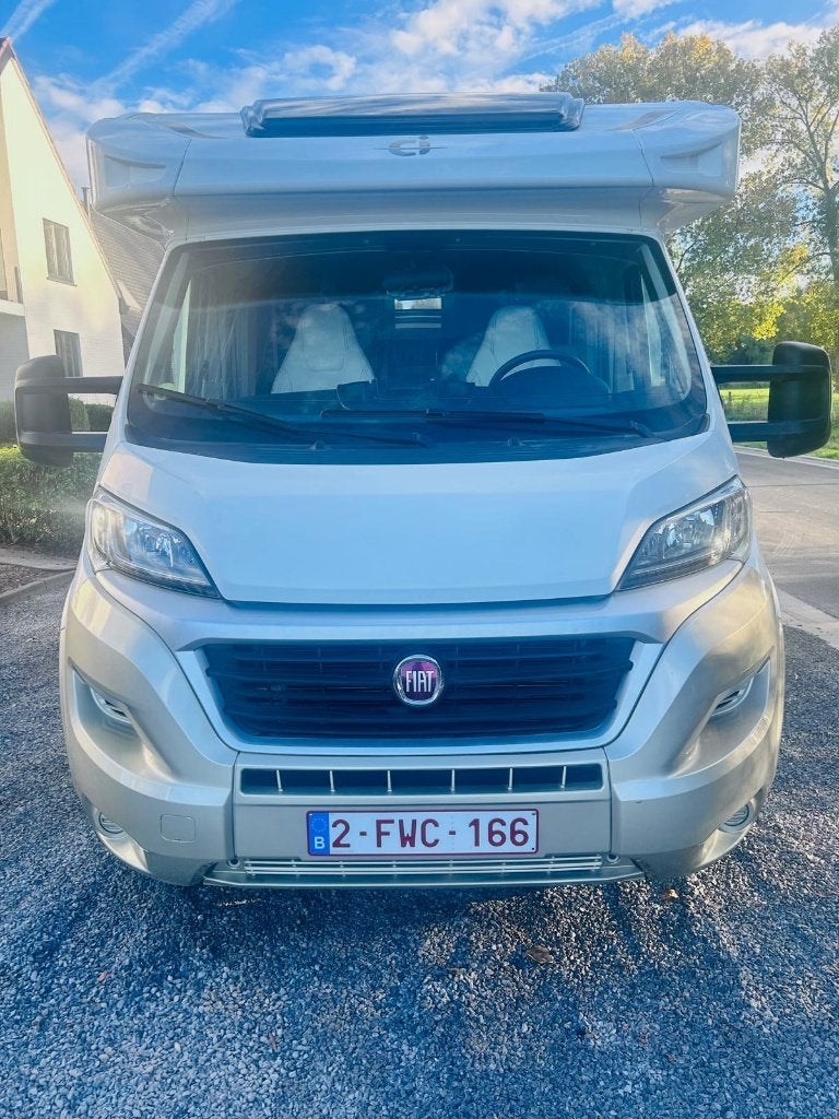 Prachtige CI Magis 66 XT Trigano, Caravans en Kamperen, Ringverwarming, Fiat, 7 tot 8 meter, Particulier