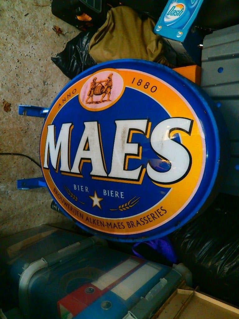maes lichtbak, Ophalen