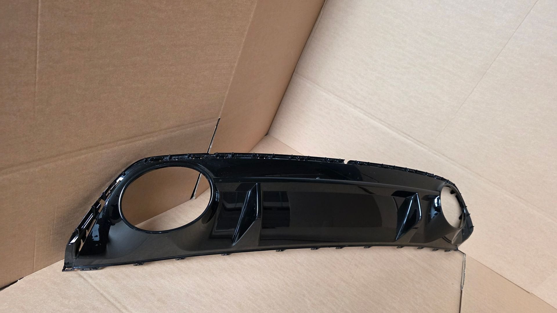 AUDI RS3 8Y Diffuser SPOILER 8Y4807434D ORGINEEL 8Y0807521, Autos : Pièces & Accessoires, Arrière, -, Origine de la pièce connue