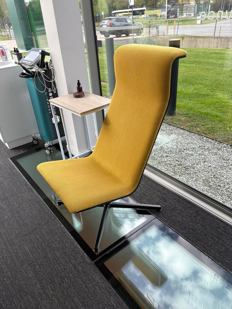 TAB Lounge designstoelen (set van 2) – nieuwprijs €2125, Ophalen, Gebruikt