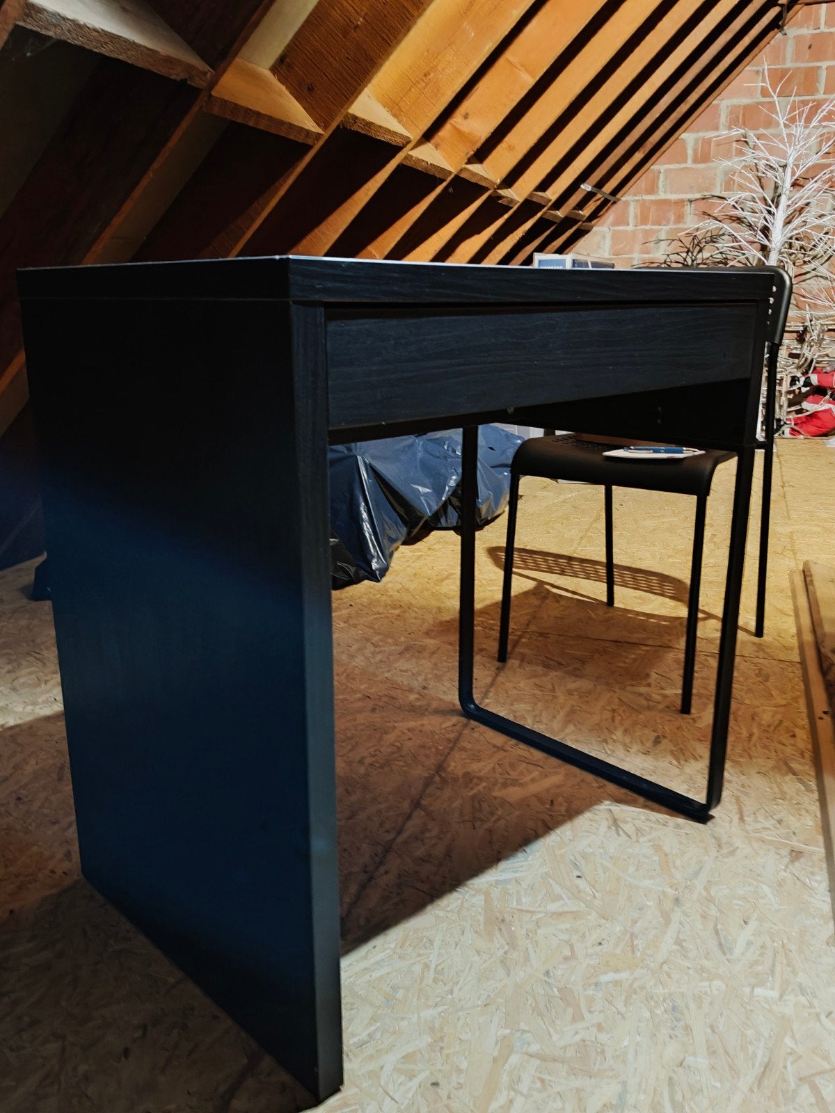 petit bureau coulissant+table+chaise en bois noir., Comme neuf, Bois, Moderne, Enlèvement