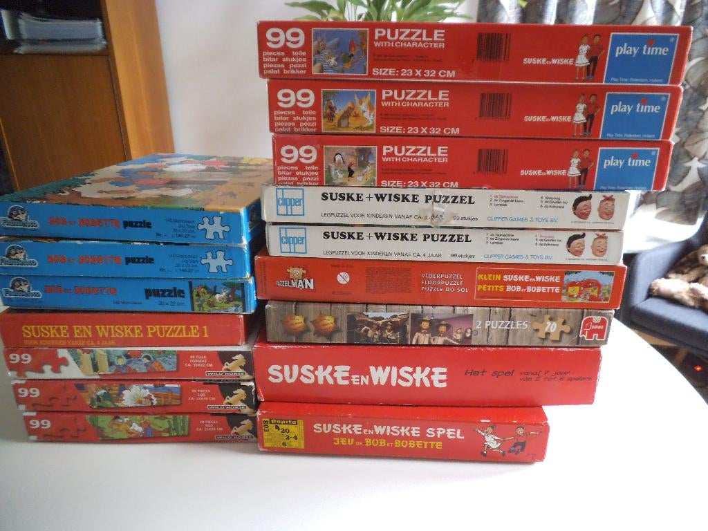 14 puzzels en 2 gezelschapspelletjes Suske en Wiske, Ophalen of Verzenden, Gelezen