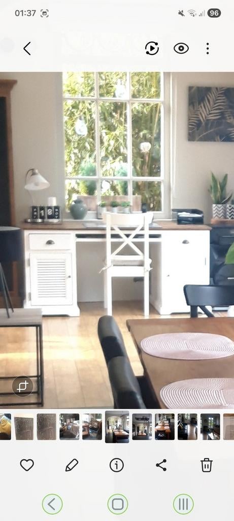 Houten wit/ bruine bureau  ., Huis en Inrichting, Ophalen, Wit