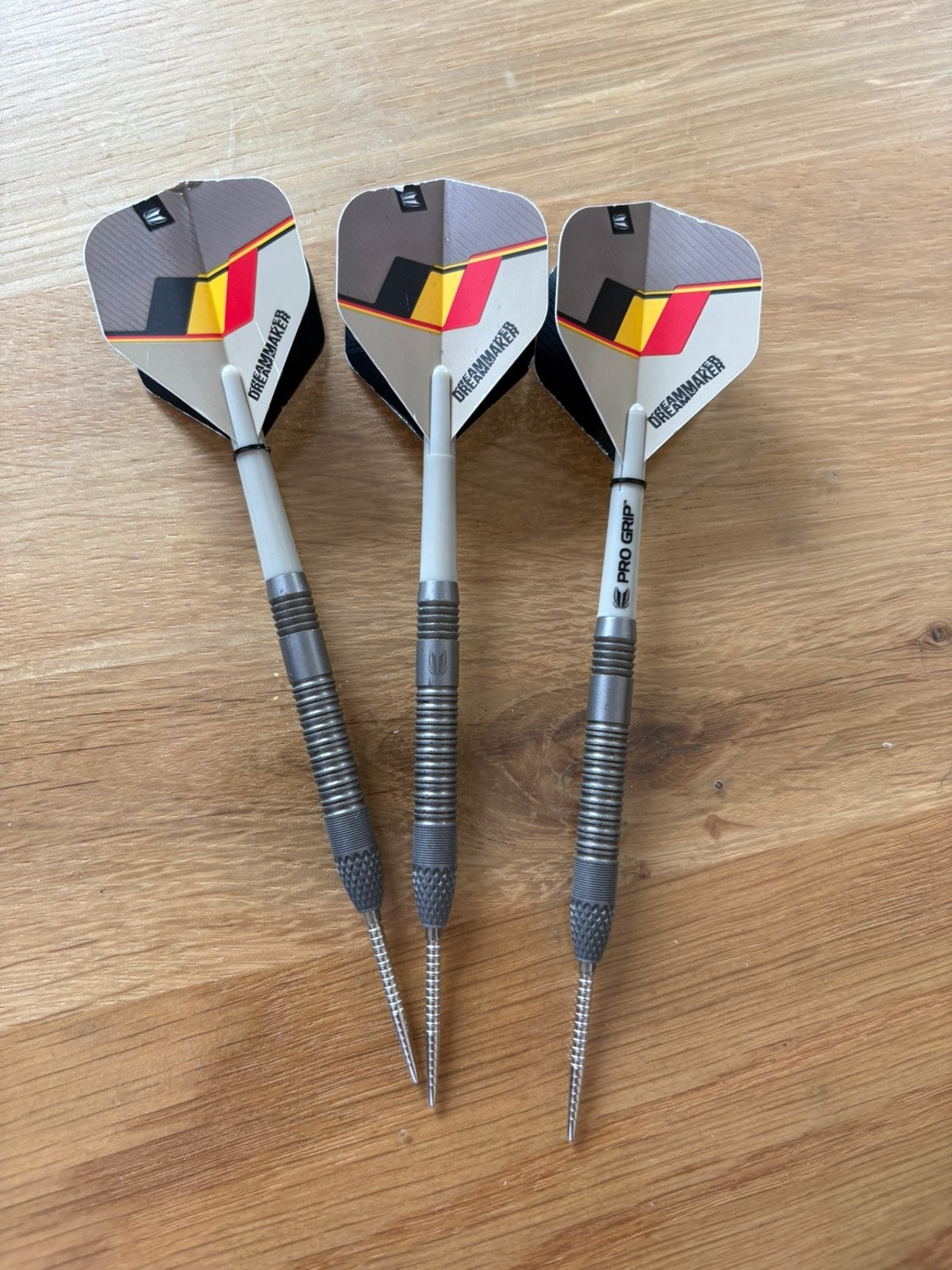 Target Dimitri van den Bergh G1SP 90% - 23 gram, Sports & Fitness, Fléchettes, Enlèvement, Comme neuf