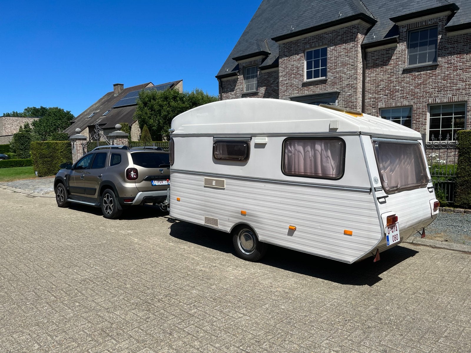 Oldtimer caravan Constructam Coral 1 - 1975 - incl. voortent, Caravans en Kamperen, Caravans, Overige merken, Standaardzit, Omvormbare zithoek