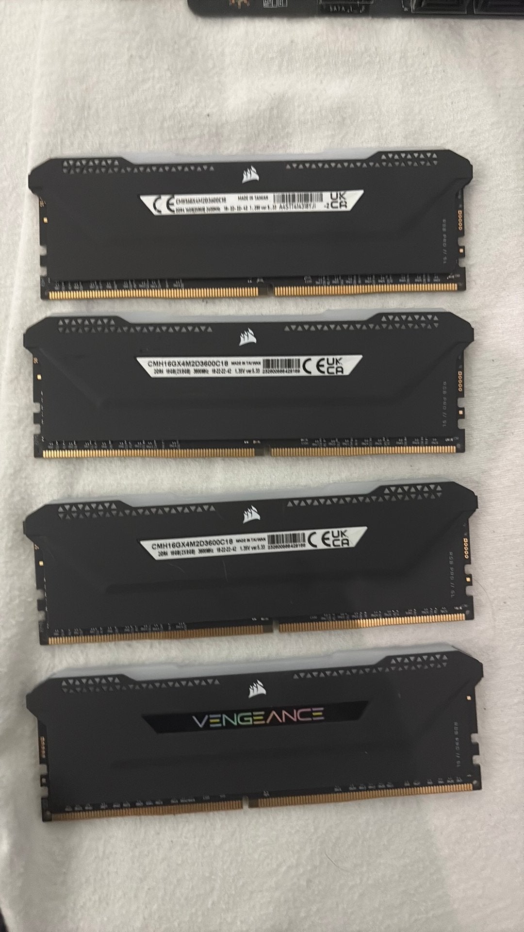 8GBx4 Corsair Vengeance 3600 MHZ, Ophalen, 32 GB, DDR4, Zo goed als nieuw