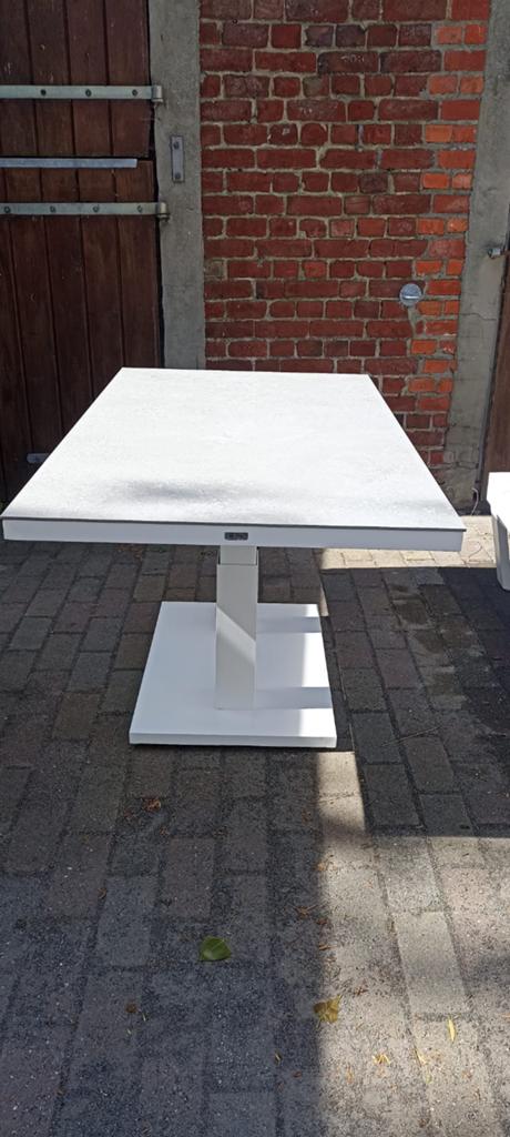 Salontafel, Tuin en Terras, Picknicktafels, Ophalen, Zo goed als nieuw