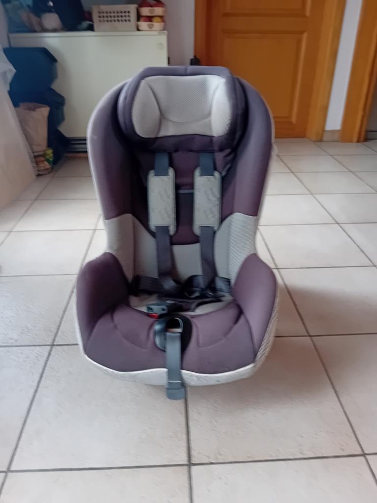 Kinder stoel  voor in de auto, Kinderen en Baby's, Ophalen of Verzenden