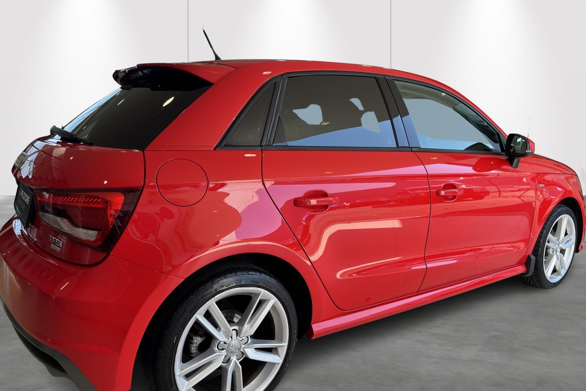 Audi A1 Sportback 1.0 TFSI 70kW S line, Autos, Audi, Rouge, Achat, A1, Euro 6