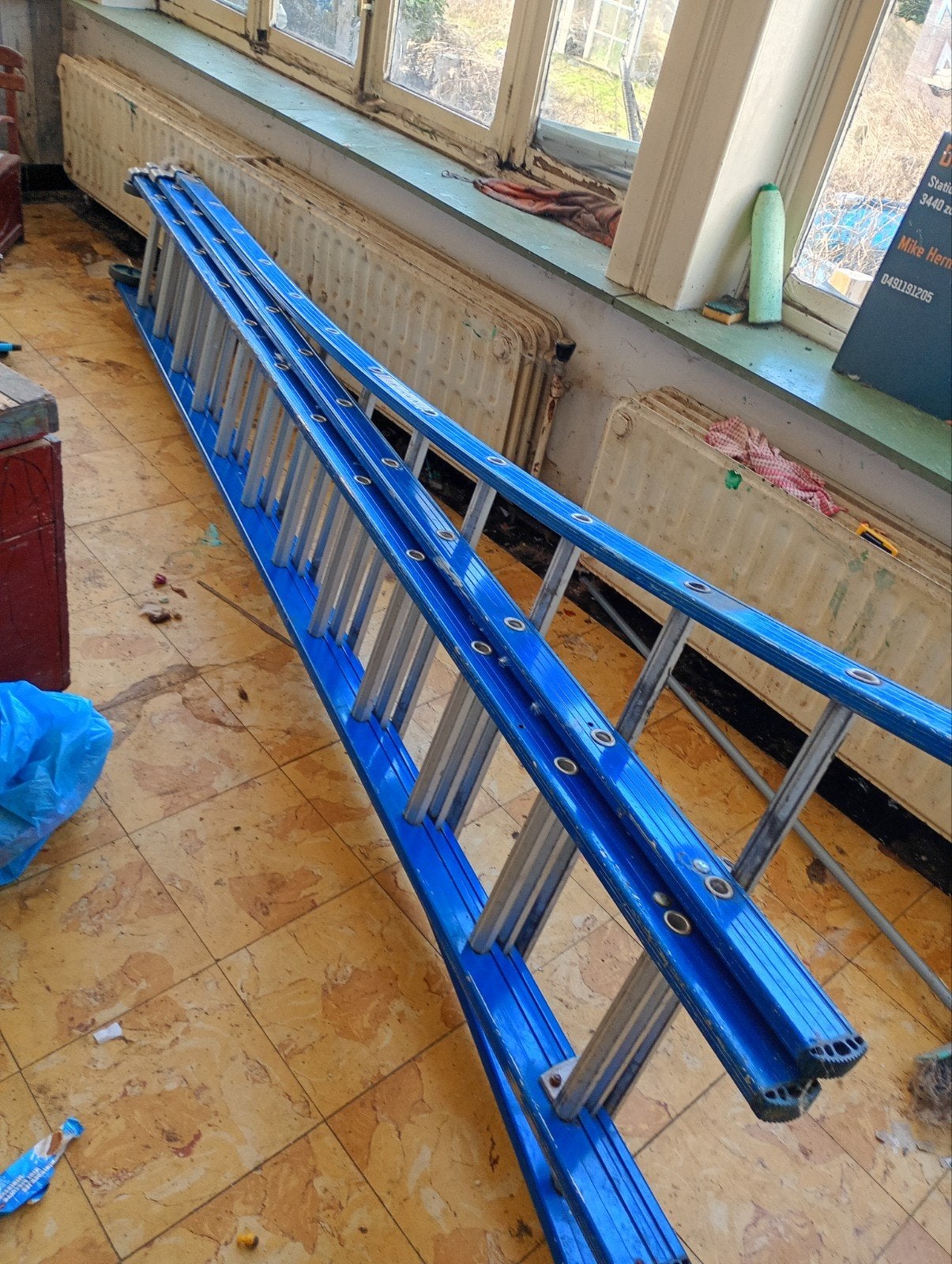 Aluminium ladder 3 delig.7.60 m lang, Bricolage & Construction, Échelles & Escaliers, Enlèvement, Échelle