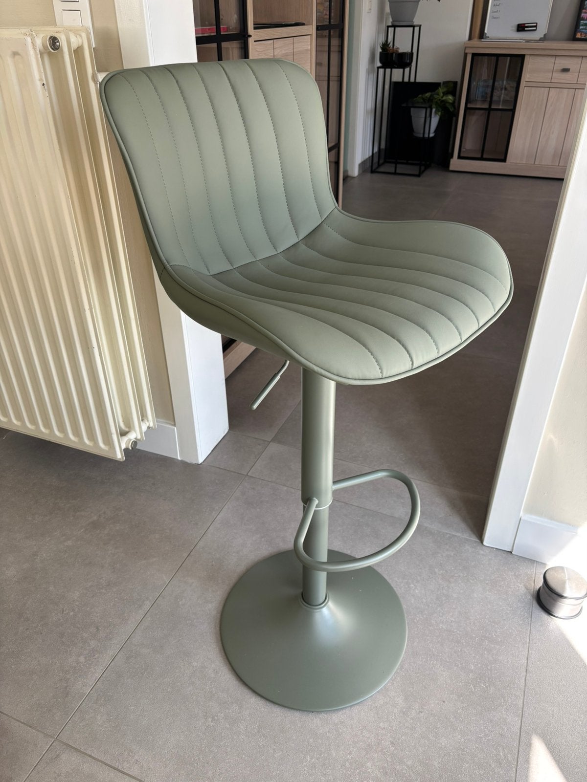 Tabouret de bar avec dossier, Maison & Meubles, 1 tabouret, Enlèvement, Neuf, Métal