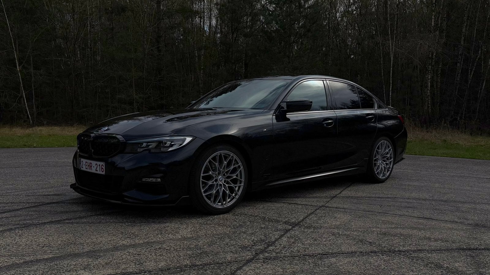 Bmw 320i, Cuir et Alcantara, Noir, 5 portes, 220 kW