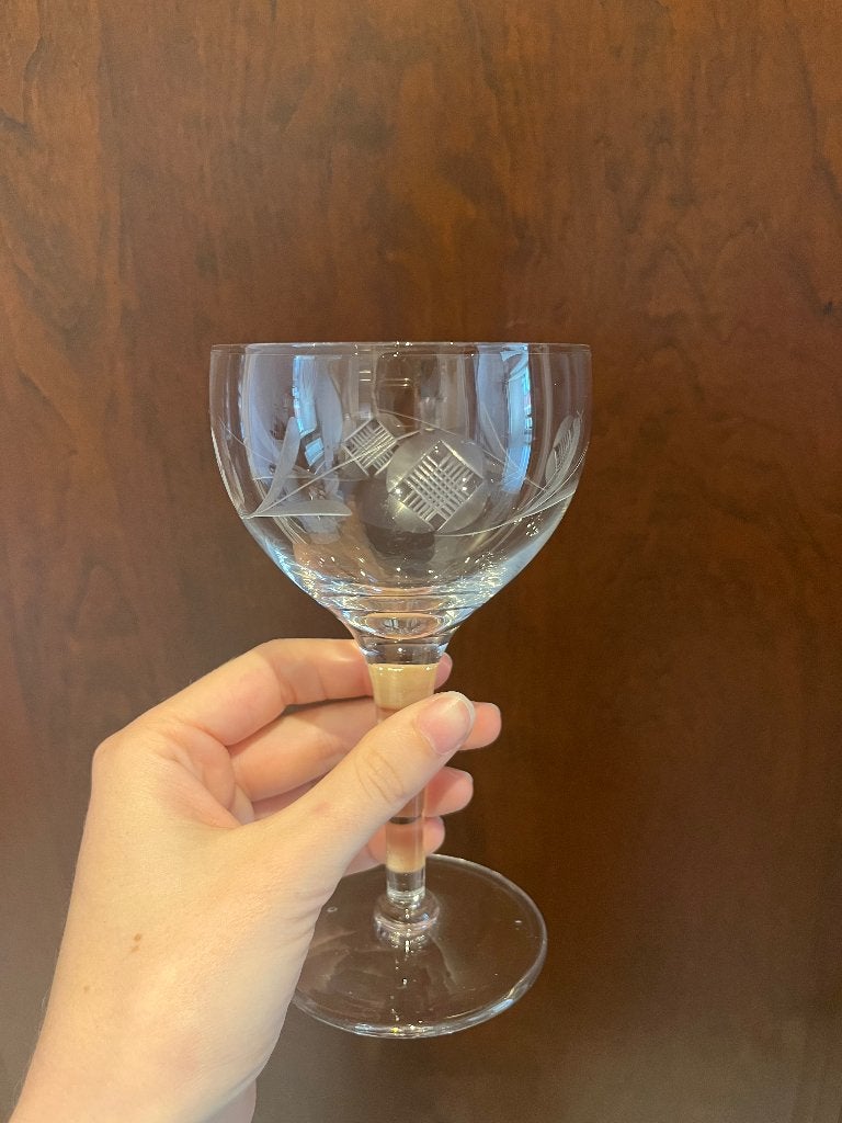Set van 27 vintage gegraveerde drinkglazen, Collections, Verres & Petits Verres, Enlèvement, Comme neuf, Verres et Verres à shot