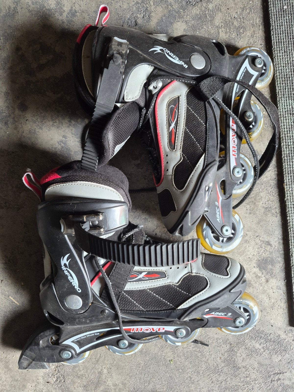 Rollerblades maat 42, Sport en Fitness, Skeelers, Ophalen, Zo goed als nieuw, Dames