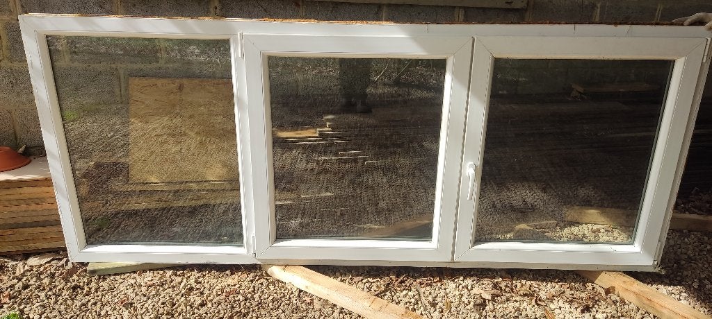 Beau châssis blanc en pvc dim 256cm sur 105cm, Bricolage & Construction, 160 cm ou plus, Enlèvement, Double vitrage, Utilisé