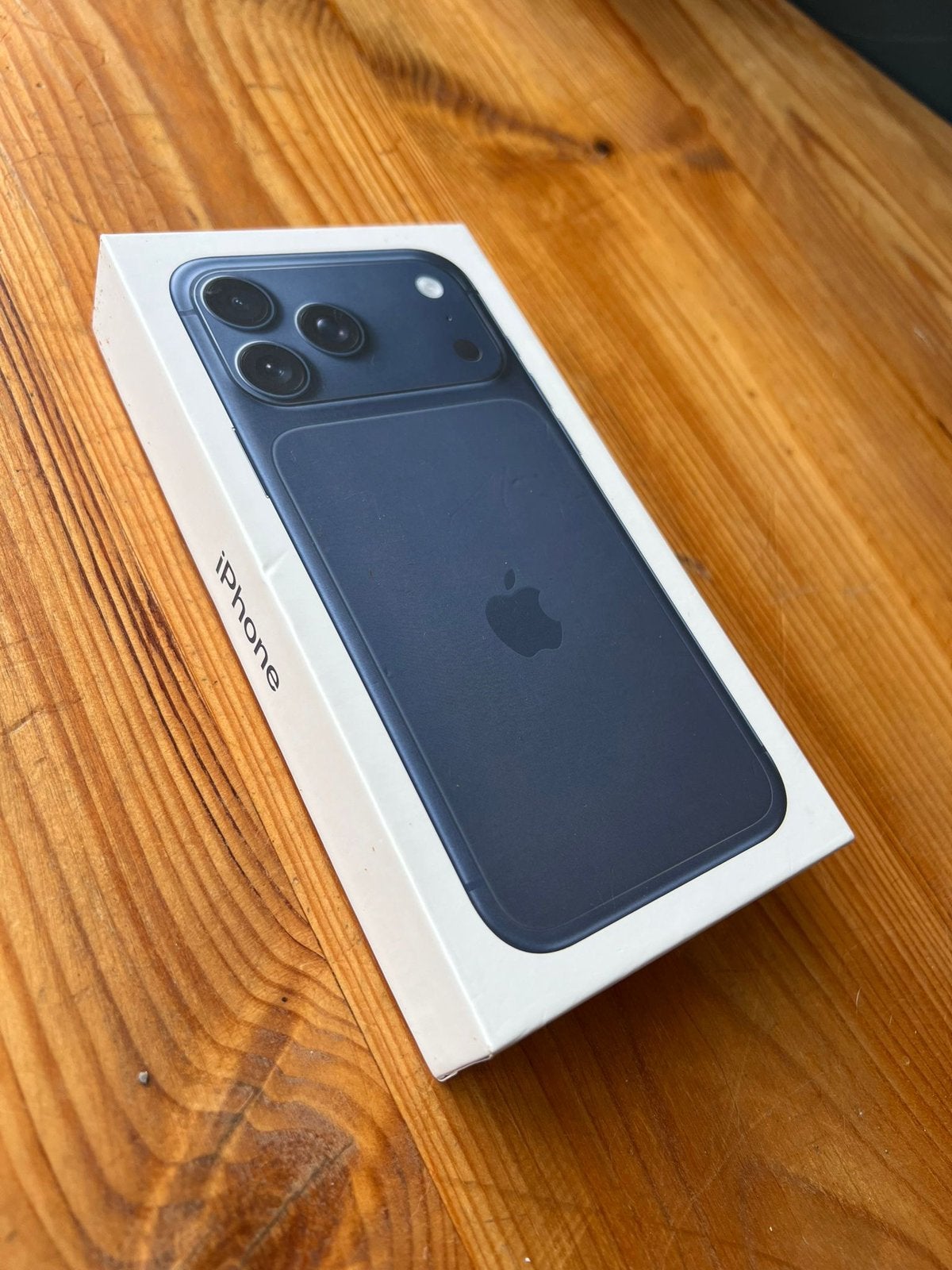 IPhone 17 Pro Max 256gb facture, Télécoms, Téléphonie mobile | Apple iPhone, Enlèvement, Comme neuf