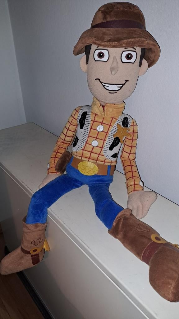 knuffel Woody Pixar, Ophalen