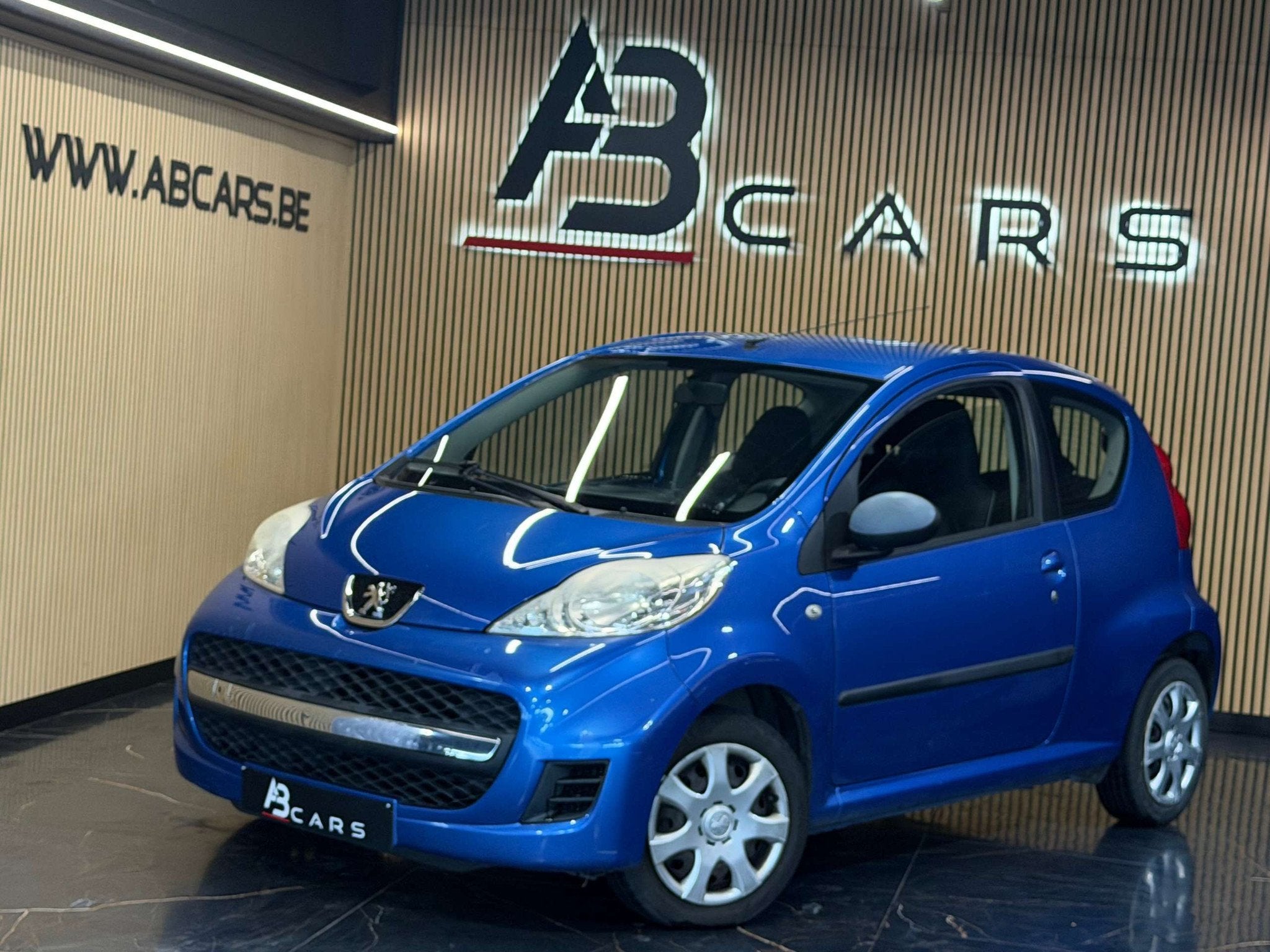 Peugeot 107 1.0I, Autos, Peugeot, Entreprise, Achat, ABS, Airbags, Bluetooth, Ordinateur de bord, Verrouillage central, Vitres électriques
