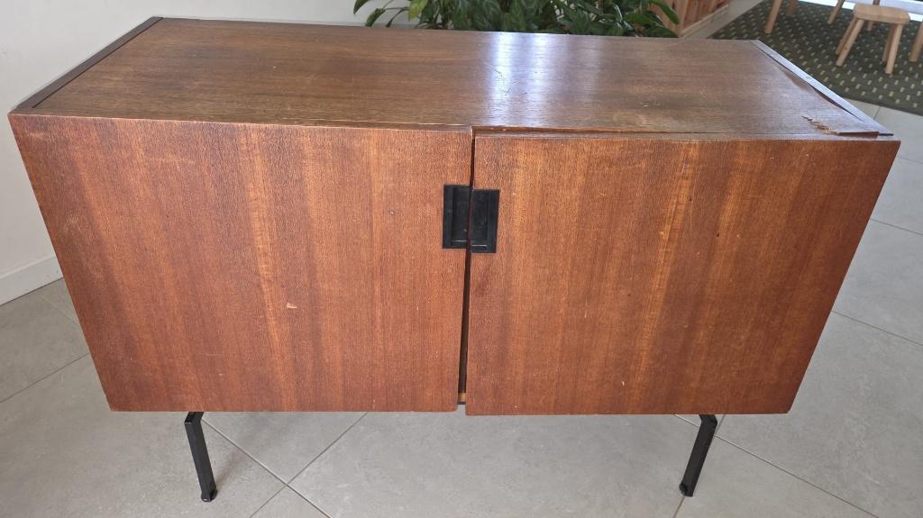 Pastoe commode, Japanse serie van Cees Braakman, Enlèvement