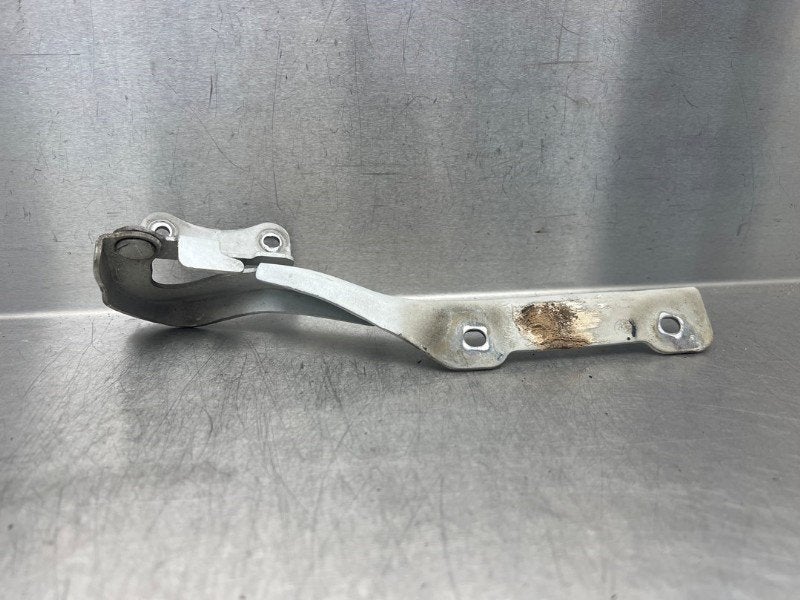 CHARNIERE DE CAPOT Suzuki Alto (GF) (01-2009/-), Utilisé, Suzuki