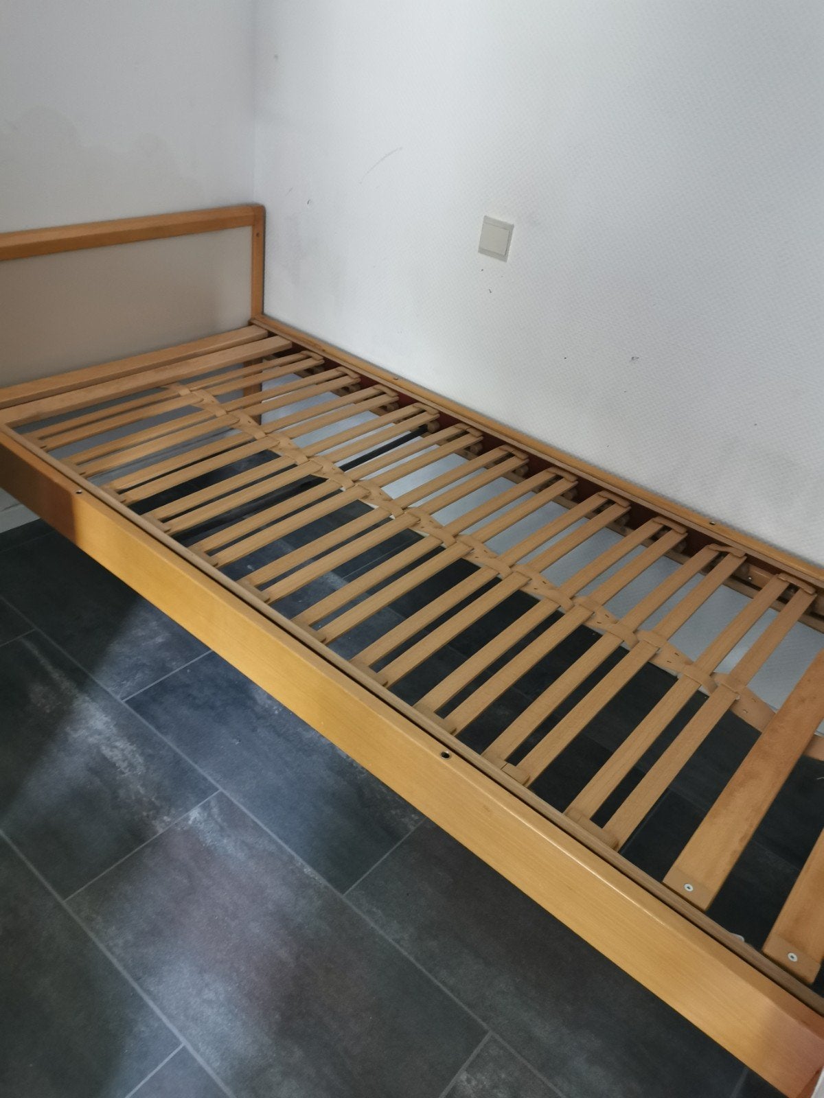 één persoons bed., Ophalen