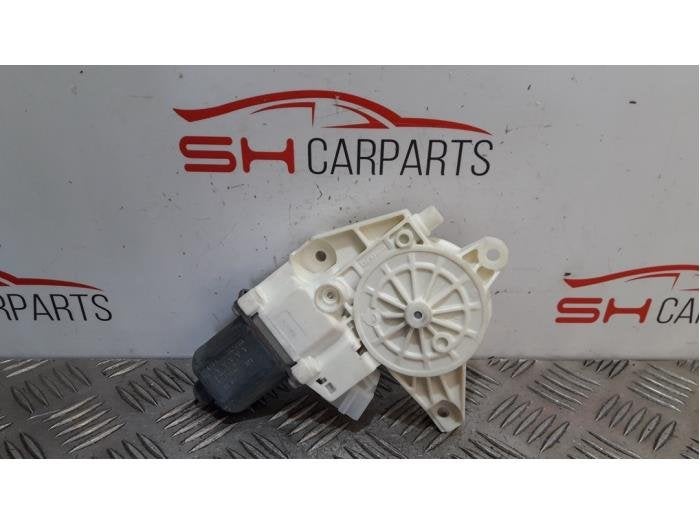 Moteur de vitre portière d'un Mercedes A-Klasse, Autos : Pièces & Accessoires, 3 mois de garantie, Utilisé, -, -