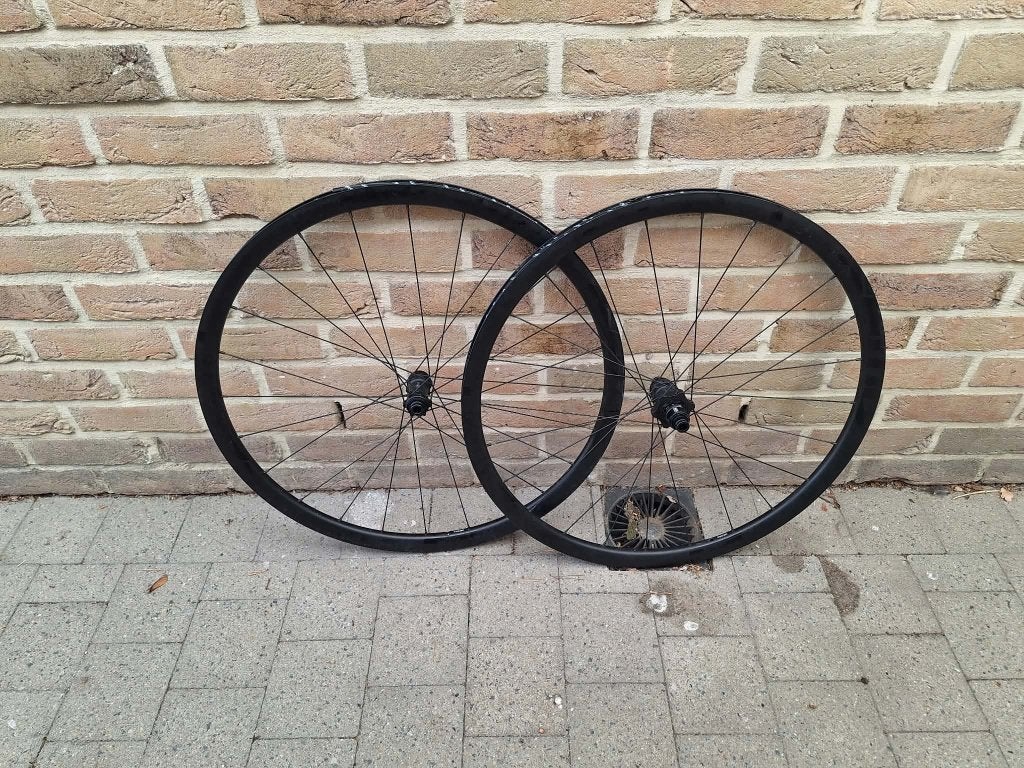 fast forward gravelwielset, Fietsen en Brommers, Ophalen