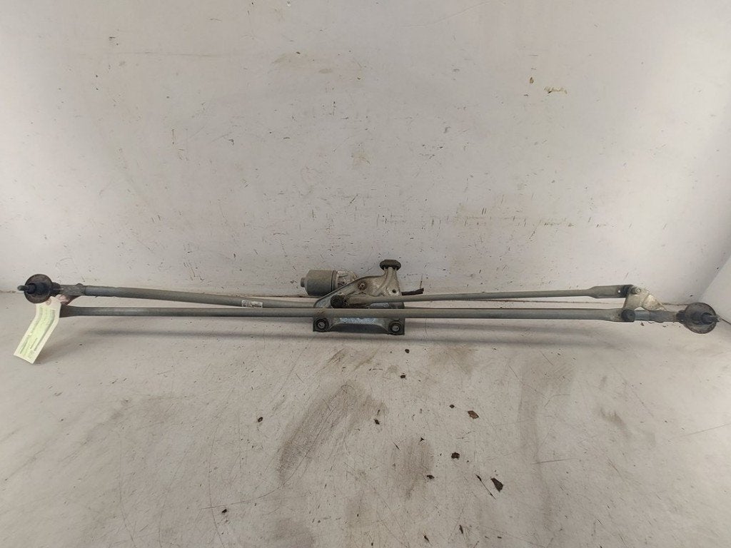MOTEUR + TRINGLERIE ESSUIE GLACE AVANT Opel Meriva (B), Robert Bosch AG, Opel, Utilisé, Robert-Bosch-Allee 1
74232  Abstatt, DE