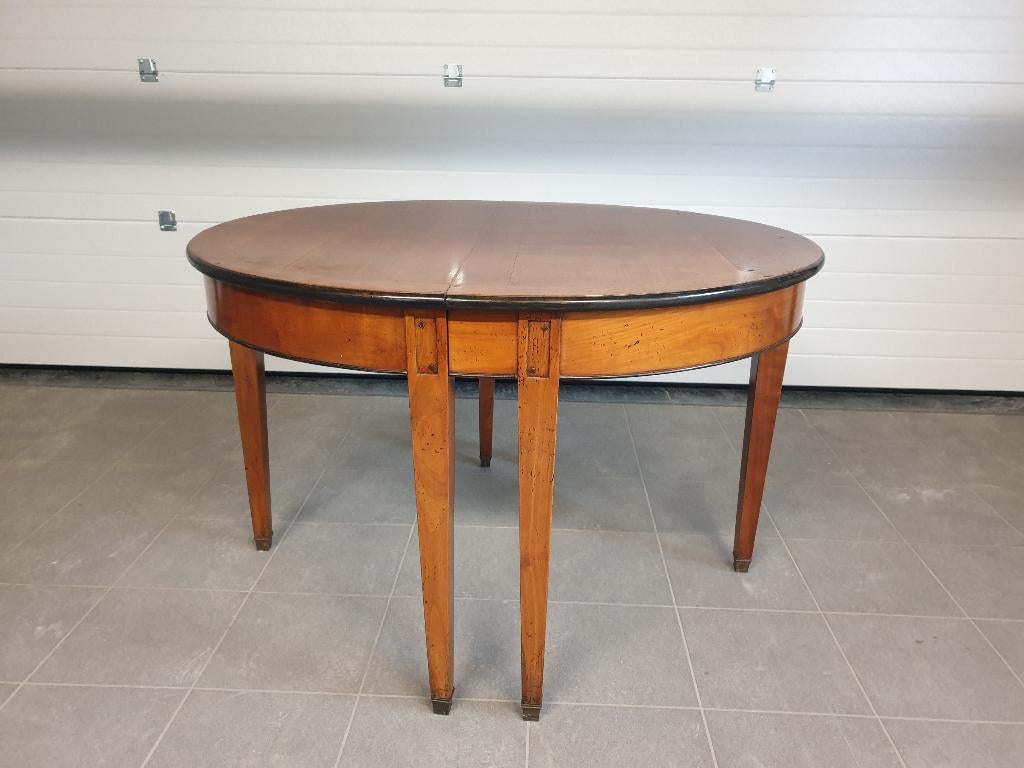 1 tafel in notelaar = 2 = 3 mogelijke combinaties, Huis en Inrichting, Tafels | Eettafels, Ophalen, 100 tot 150 cm, Klassiek, 200 cm of meer