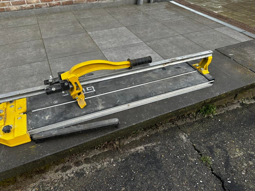 Tegelsnijder 900, Jardin & Terrasse, Scies manuelles, Enlèvement ou Envoi, Comme neuf