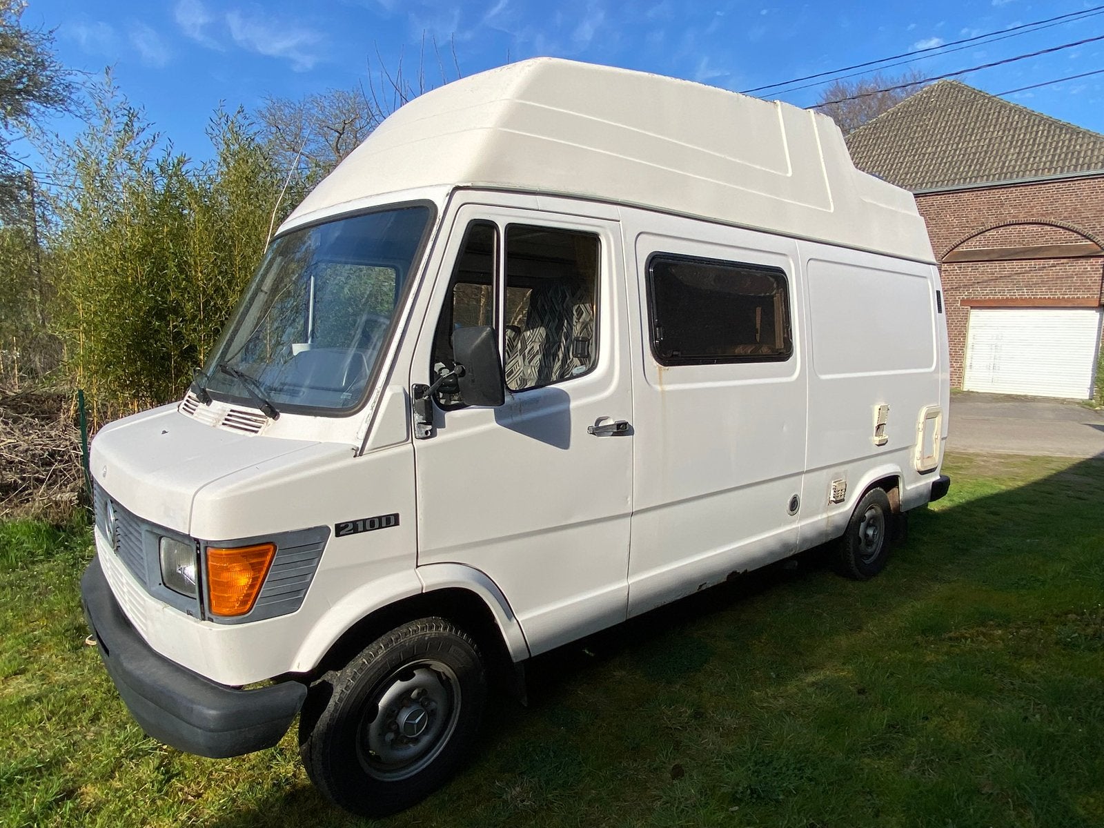 Mercedes T1 210D Camper Van Old Timer James Cook, Caravanes & Camping, Particulier, LPG, Mercedes