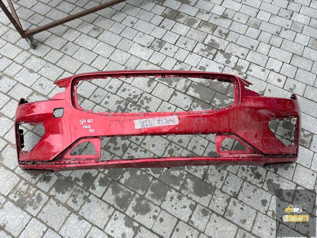 Volvo S60 III V60 II R-Design voorbumper, Gebruikt, Gunnar Engellaus vag 8
405 31  Gothenburg, SE, Info@volvocars.com, Volvo