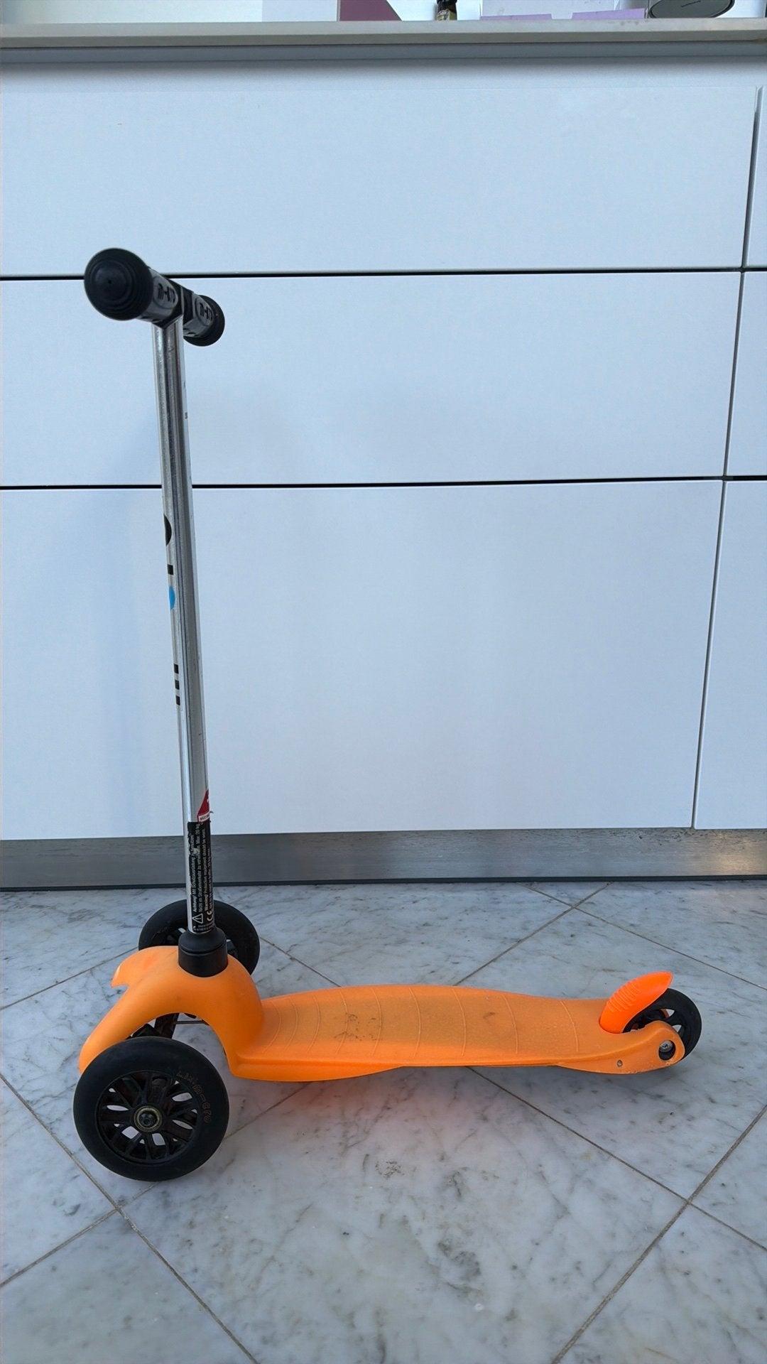 Trottinette enfant Micro Mini orange à 3 roues – 25 €, Vélos & Vélomoteurs, Enlèvement, Utilisé