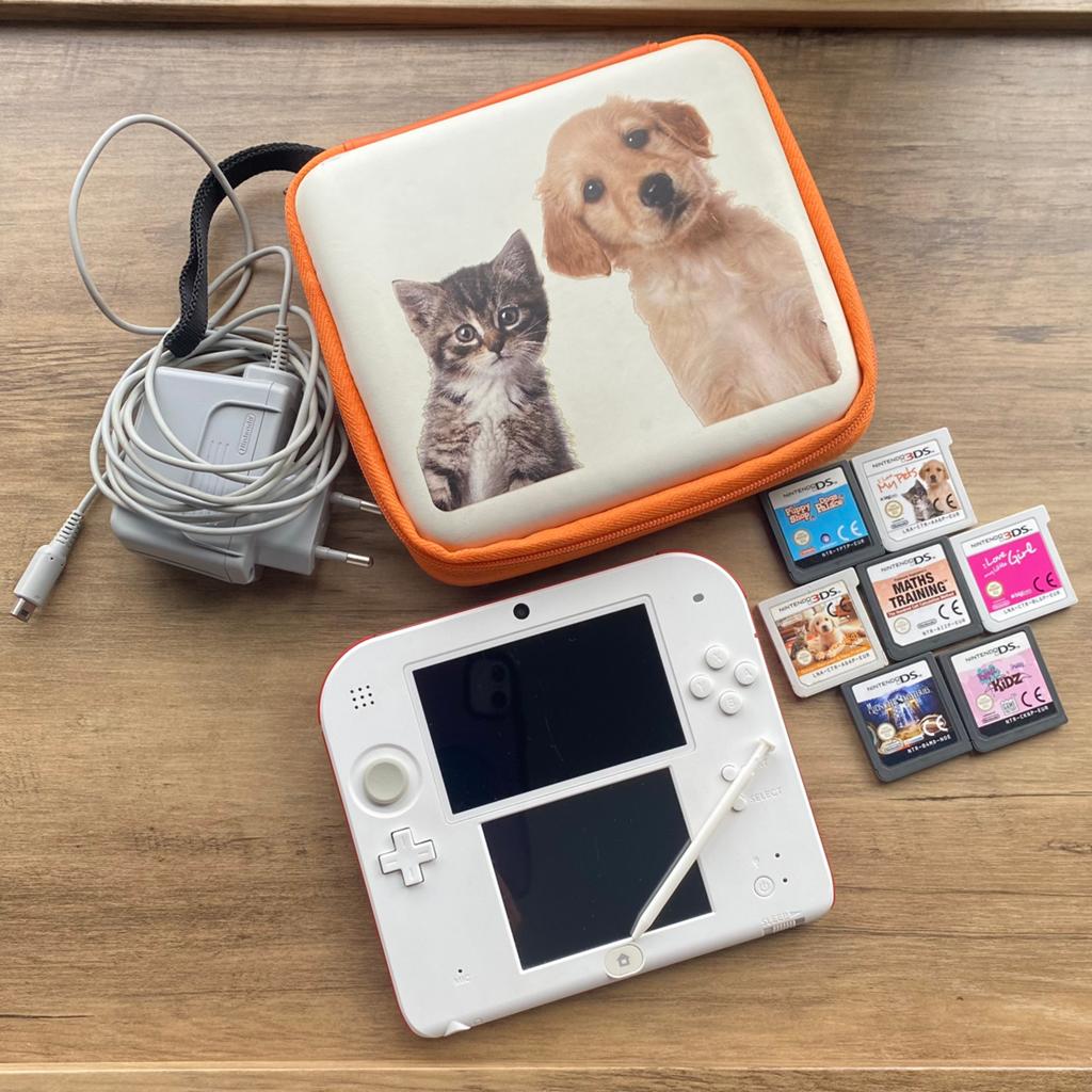 W 2DS Wit/Rood + Oplader, Hoesje en 7 Spellen (DS/3DS), Games en Spelcomputers, Spelcomputers | Nintendo 2DS en 3DS, Gebruikt