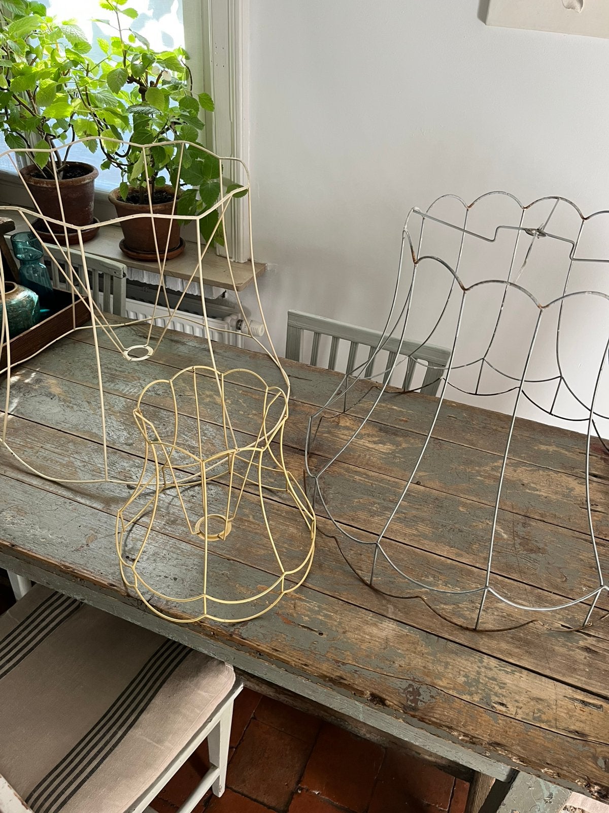 VINTAGE LAMPENKAP FRAME DRAAD MODEL HANGLAMP LAMPVOET, Huis en Inrichting, Metaal, Gebruikt, Overige typen, Rond