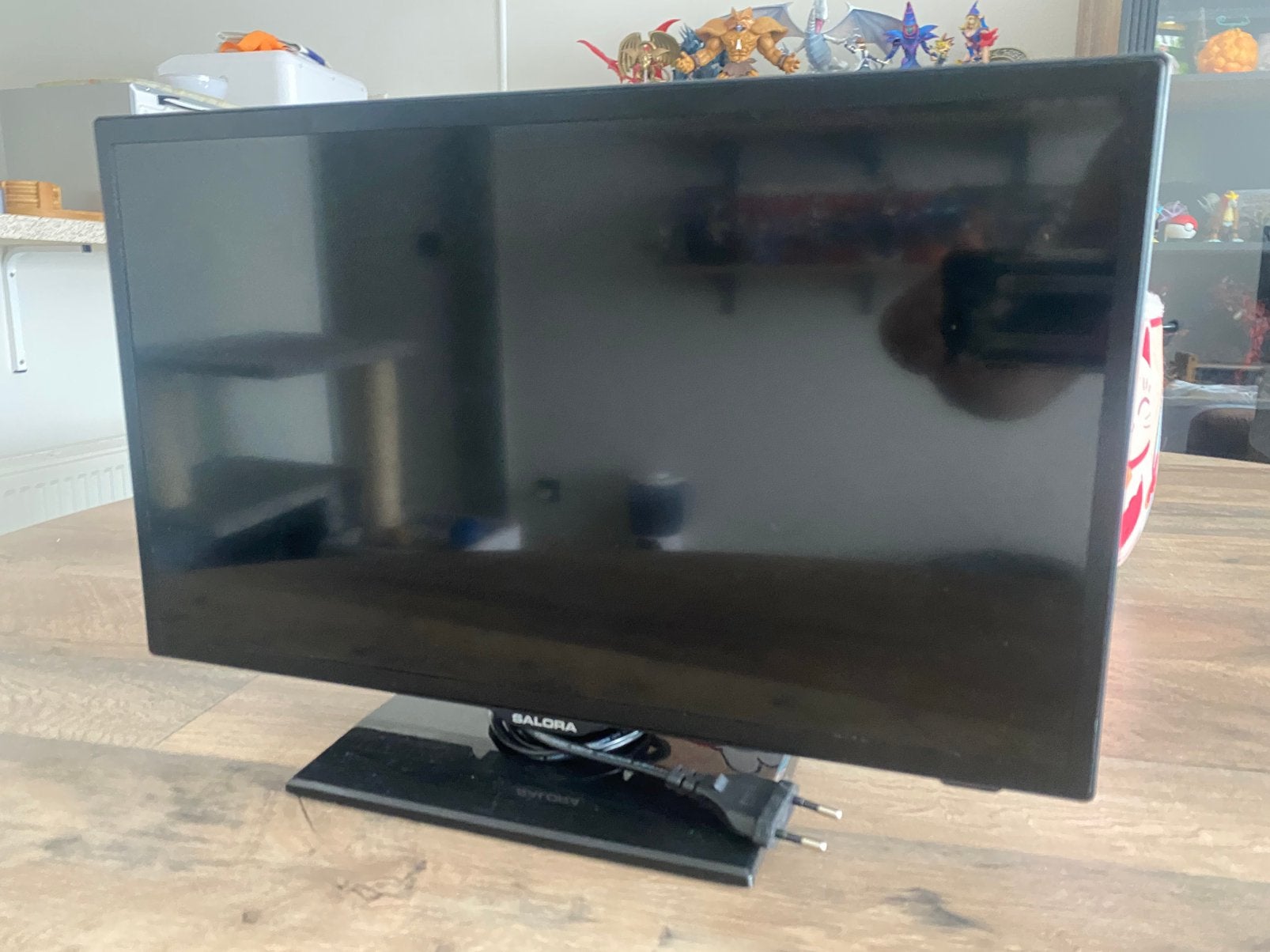 Klein compacte tv 19inch., Audio, Tv en Foto, Ophalen, Zo goed als nieuw