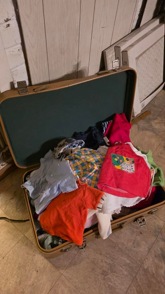 Koffer gevuld met babykleding van 3 tot 6 maanden, Kinderen en Baby's, Ophalen