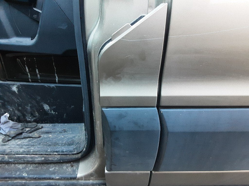 TANKKLEP Ford Transit (01-2013/06-2025), Auto-onderdelen, Carrosserie, Gebruikt, Henry-Ford-Straße  1
50735  Köln, DE, Ford-Werke GmbH