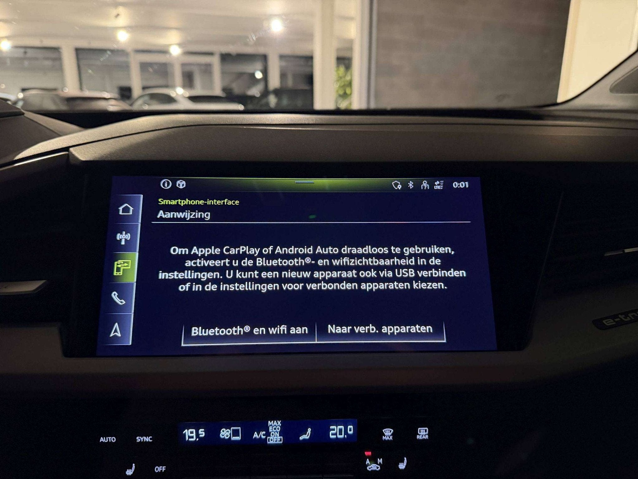 Audi Q4 e-tron 170PK * FULL BLACK PACK * NAVI * CAR PLAY * L, Auto's, Automaat, Gebruikt, Zwart, https://public.car-pass.be/vhr/1925d579-092d-41b6-907d-866d6e96cec8