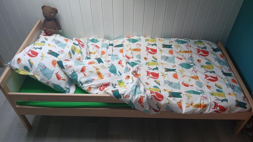 Lit IKEA, Enfants & Bébés, Chambre d'enfant | Lits, Matelas, Enlèvement