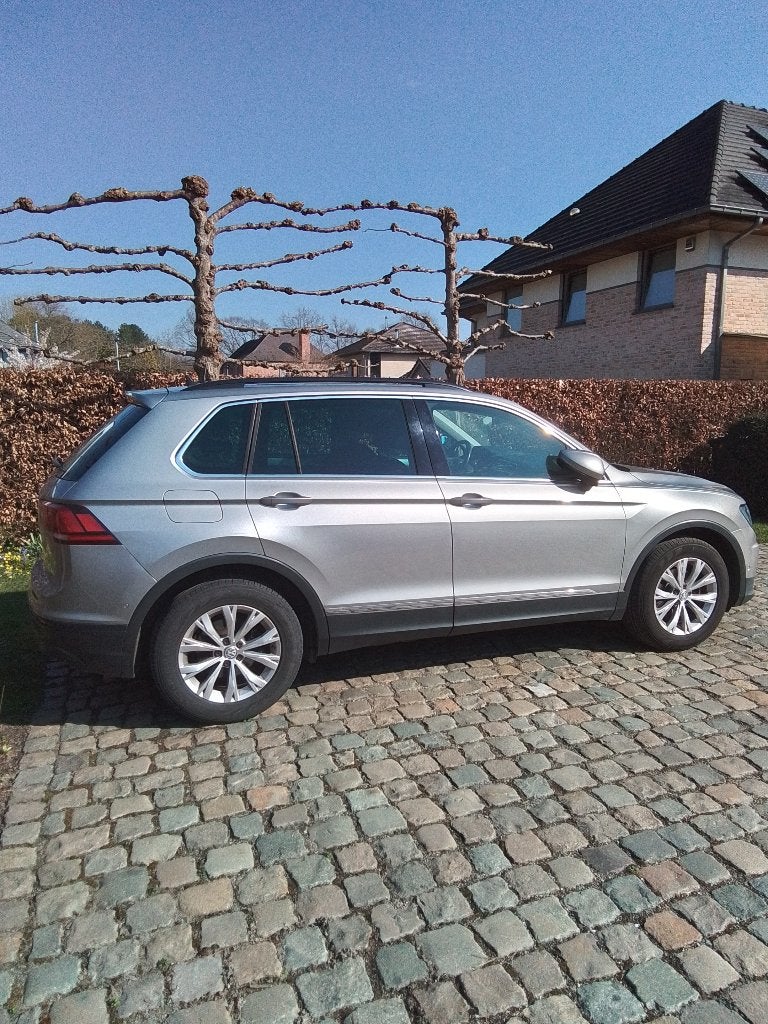 VW NEW TIGUAN, Auto's, Volkswagen, Voorwielaandrijving, 1490 kg, 4 cilinders, Leder