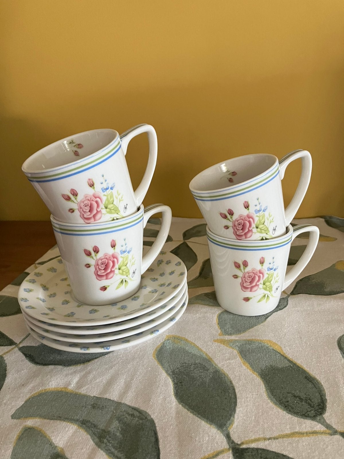 4 kopjes met ondertas Jet By Ter Steege, Huis en Inrichting, Ophalen of Verzenden, Jet by Ter Steege
