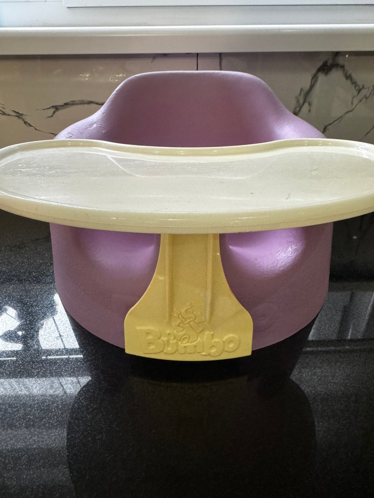 Bumbo babyzitje, Kinderen en Baby's, Ophalen, Zo goed als nieuw