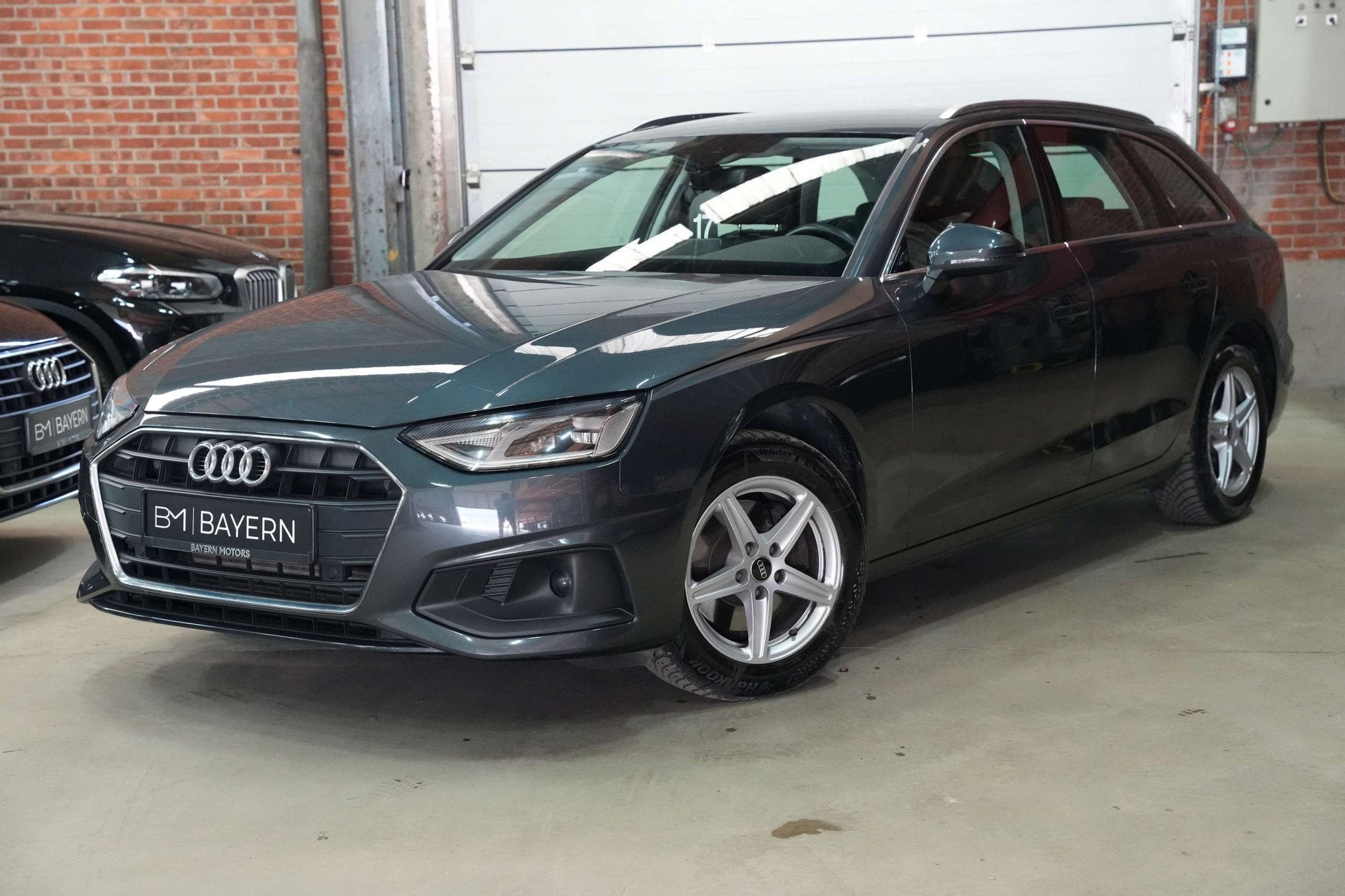 Audi A4 35 TFSI Automaat Trekhaak Navi LED Garantie, Automaat, Gebruikt, 4 cilinders, 1984 cc