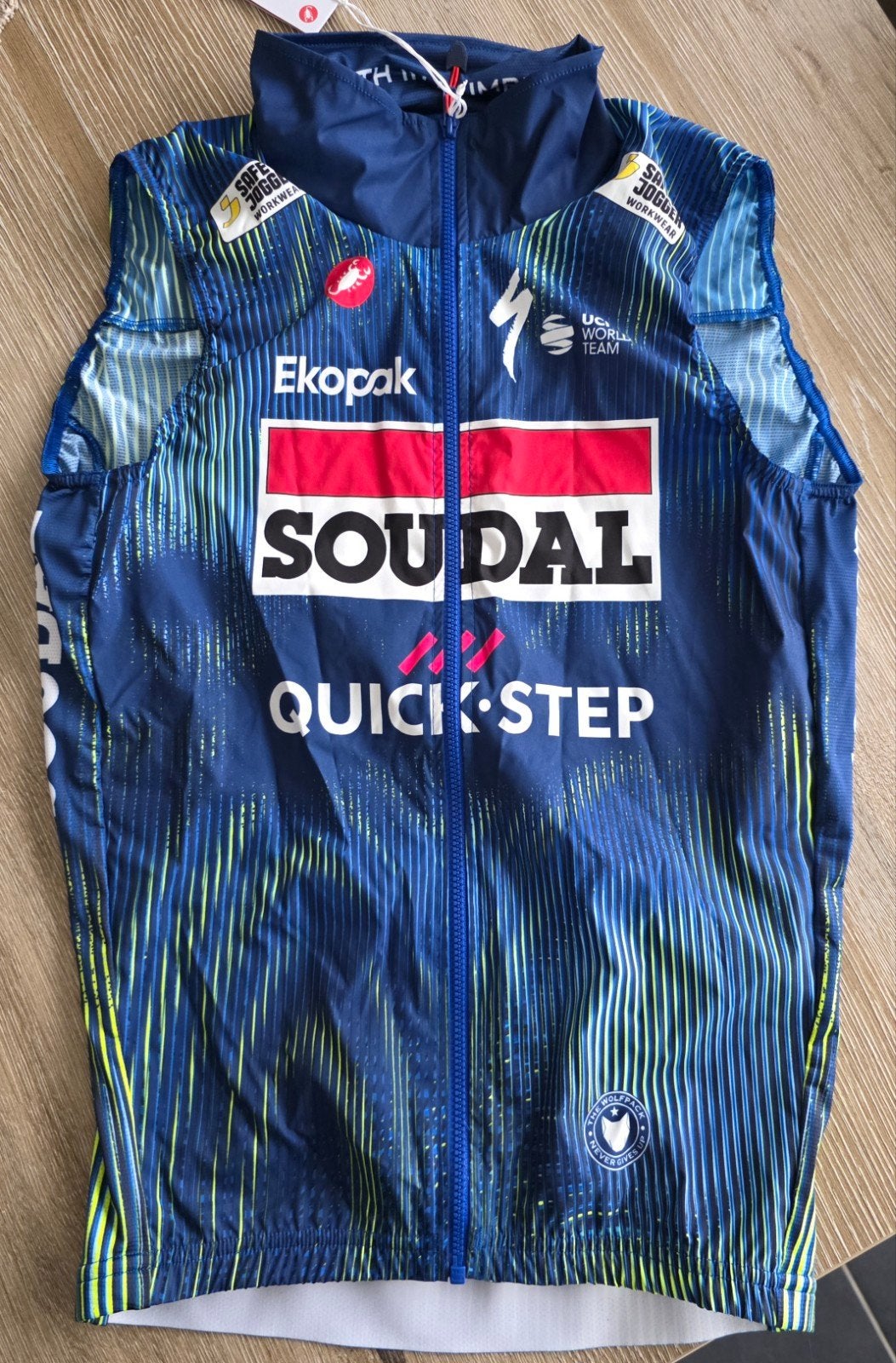 Originele windvest Soudal Quick Step 2026
maat S
Nieuw, nog, Ophalen