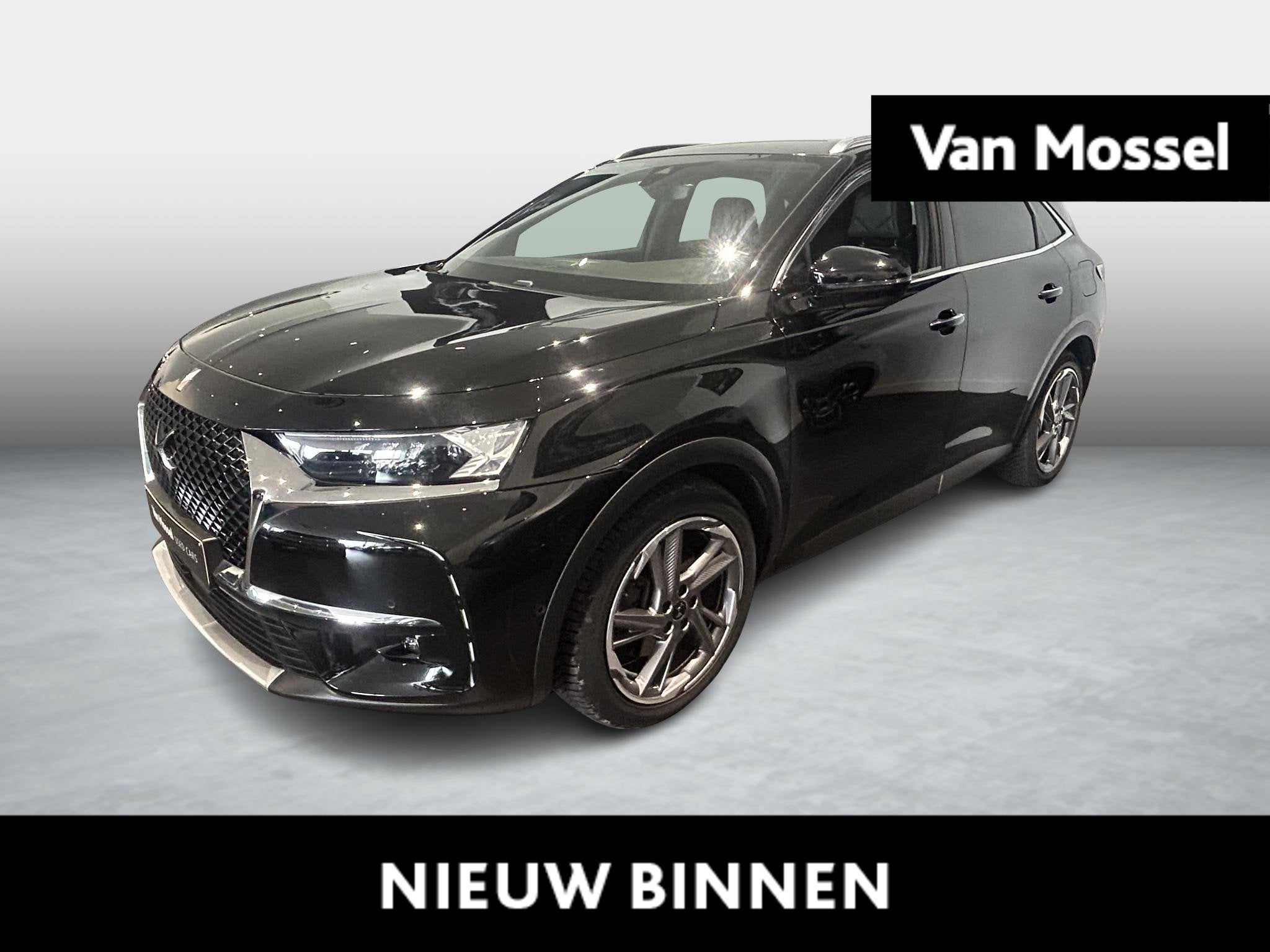 DS DS 7 Crossback 1.6 PureTech 180 Automatic Chic, Stof, 4 cilinders, 1600 cc, 5 zetels