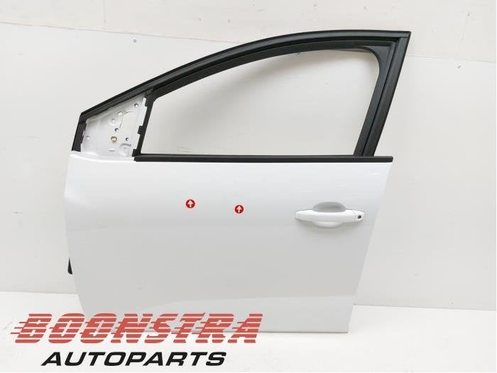 Portier 4Deurs links-voor van een Dacia Sandero (OV369), Dacia, Gebruikt, -, Deur